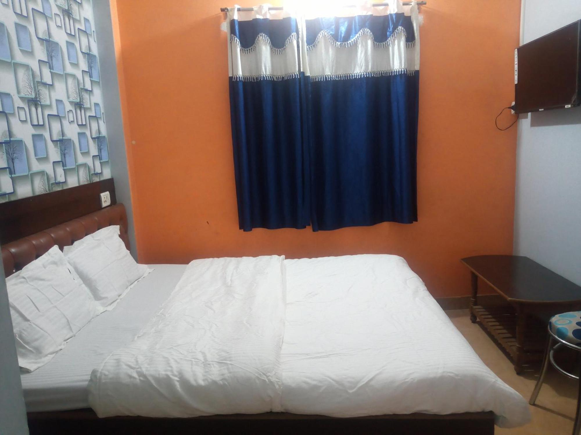 Bliss Guest House Assi Ghat Varanasi Room photo