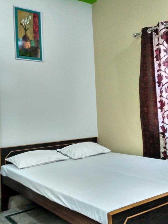 Bliss Guest House Assi Ghat Varanasi Exterior photo