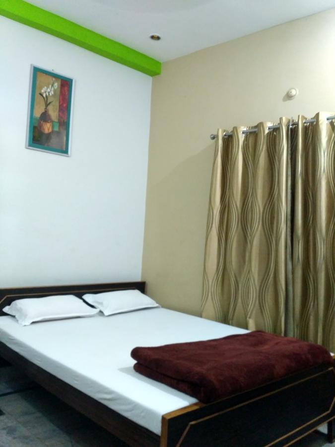 Bliss Guest House Assi Ghat Varanasi Exterior photo